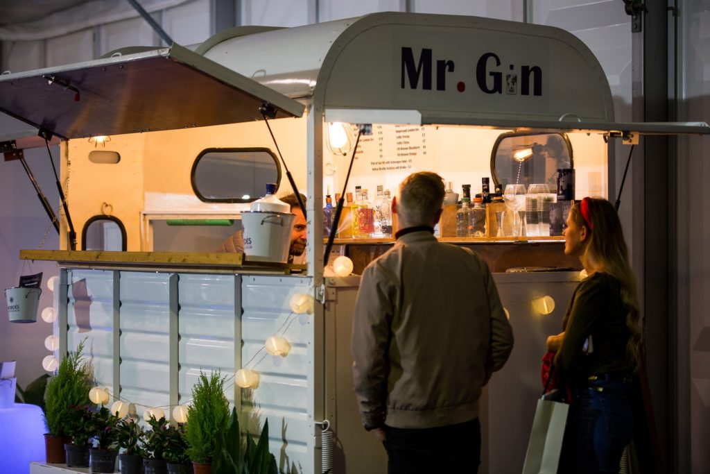 Details from the MFCC Malta Wedding Event; Mr Gin mobile gin bar